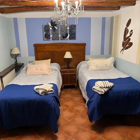 Casa De La Fuente 2*