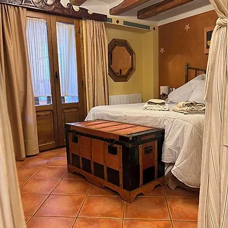 Casa De La Fuente 2*