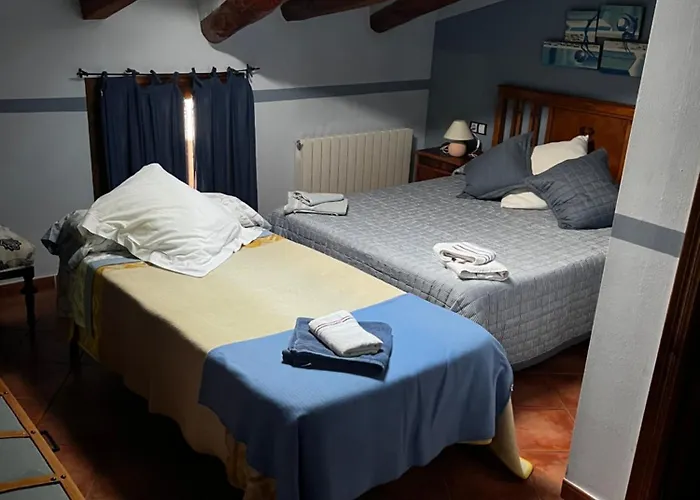 Casa De La Fuente 2*