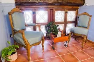 Casa De La Fuente 2*